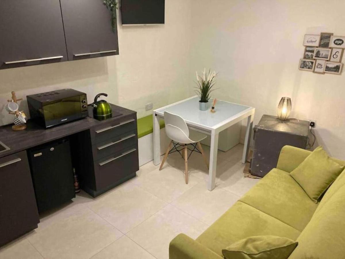 Cosy 1 Bedroom Maisonette In The Heart Of Валета Екстериор снимка