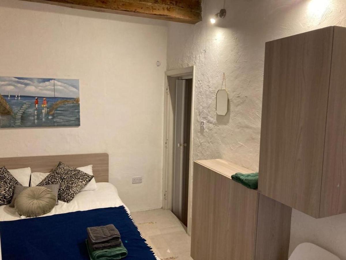 Cosy 1 Bedroom Maisonette In The Heart Of Валета Екстериор снимка